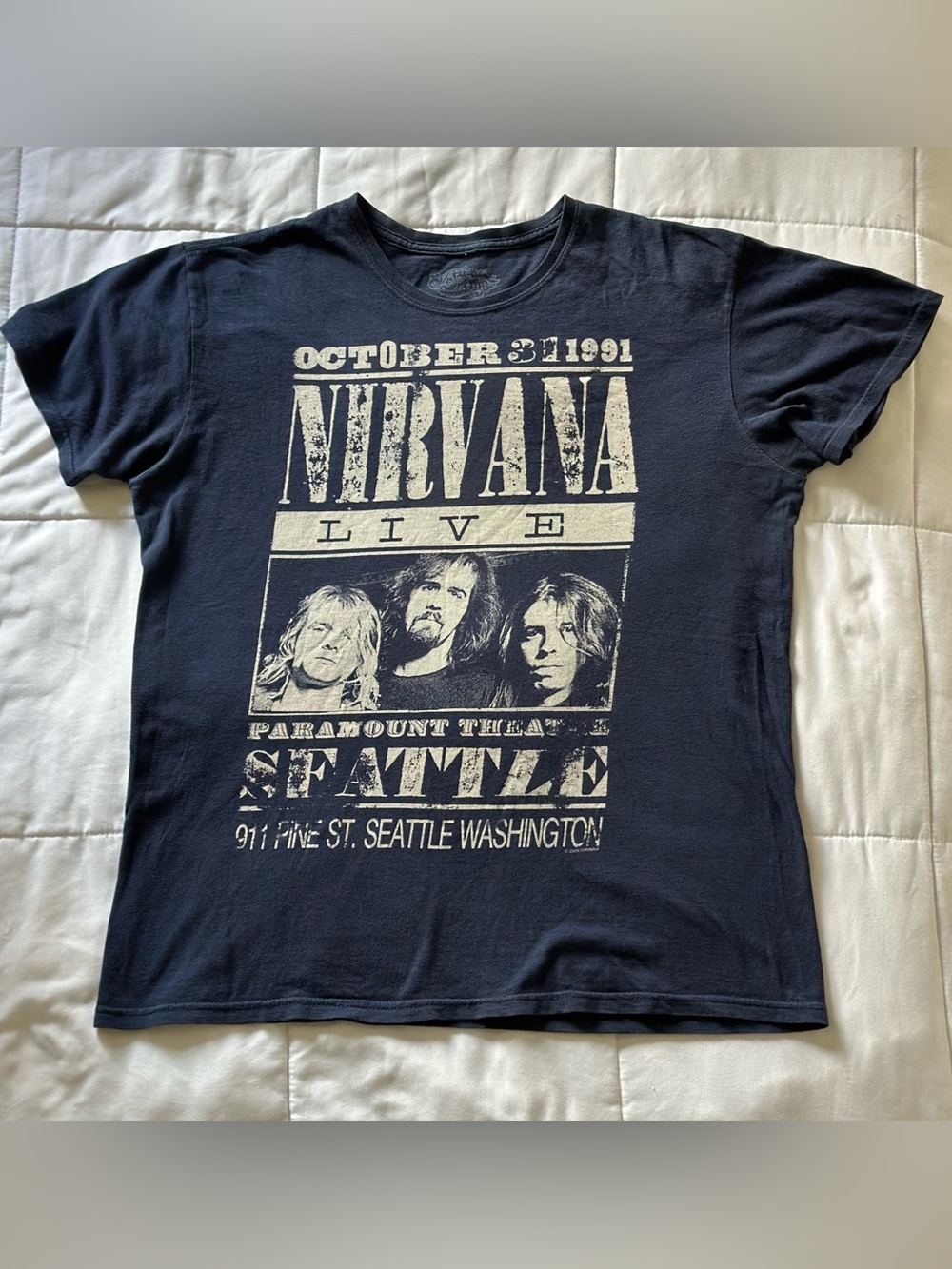 Nirvana Kurt Cobain Live Seattle Paramount Graphic Band Tee M